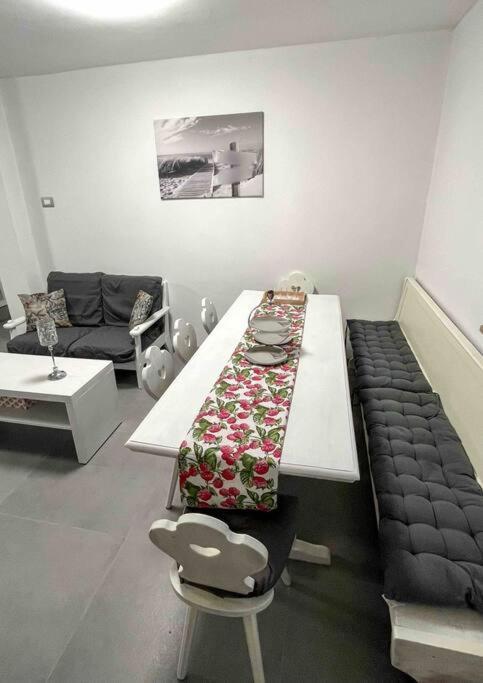 Appartamento Nuovo E Confortevole Montecchio Maggiore Εξωτερικό φωτογραφία